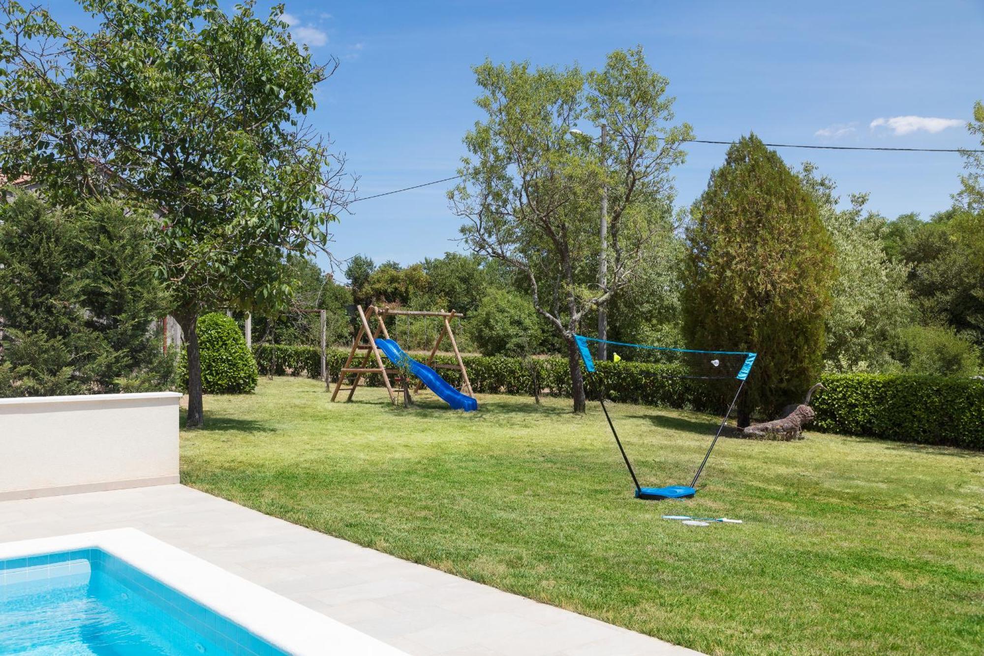 לאבין Villa Del Sol With Large Garden Perfect For Families מראה חיצוני תמונה